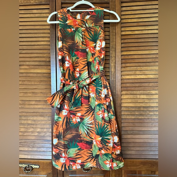 Vintage 1960s Tropical Floral shift dress with belt size xs. - Picture 3 of 10